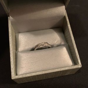 Sales Sterling Silver Diamond Ring